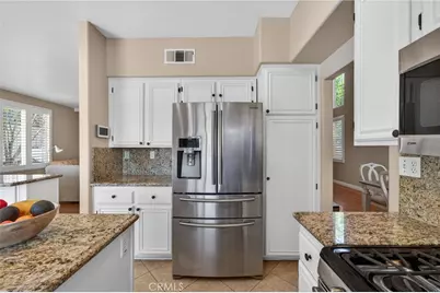 31881 Via Tafalla, Temecula, CA 92592 - Photo 23