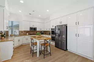 37672 Oxford Dr, Murrieta, CA 92562 - Photo 13