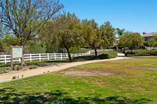 37672 Oxford Dr, Murrieta, CA 92562 - Photo 45