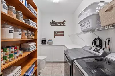 26110 Shady Brook, Murrieta, CA 92563 - Photo 17