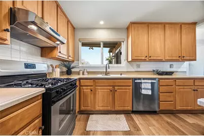 1404 Peacock Boulevard, Oceanside, CA 92056 - Photo 7