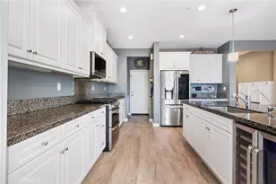 31409 Darlington Oak Dr, Winchester, CA 92596 - Photo 9
