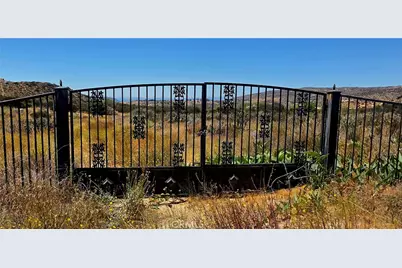30 Sycamore Falls Rd, Aguanga, CA 92536 - Photo 3