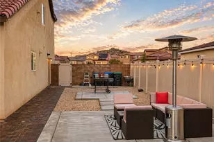 28437 Pinon Ct, Winchester, CA 92596 - Photo 7