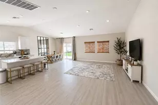 28437 Pinon Ct, Winchester, CA 92596 - Photo 11
