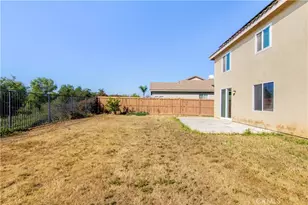 31652 Umbria Ln, Winchester, CA 92596 - Photo 35