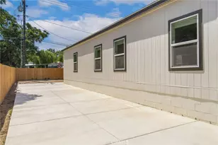 32850 Gregory Pl, Lake Elsinore, CA 92530 - Photo 25