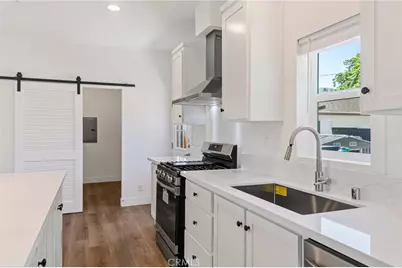 32850 Gregory Place, Lake Elsinore, CA 92530 - Photo 11