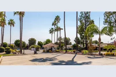 1295 S Cawston Avenue, Hemet, CA 92545 - Photo 13
