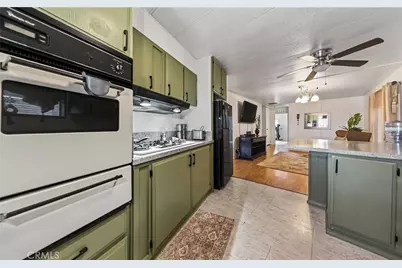 1625 W Johnston Avenue, Hemet, CA 92543 - Photo 11
