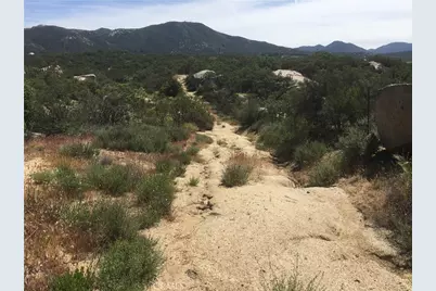 7 Willow Creek Road, Hemet, CA 92544 - Photo 7
