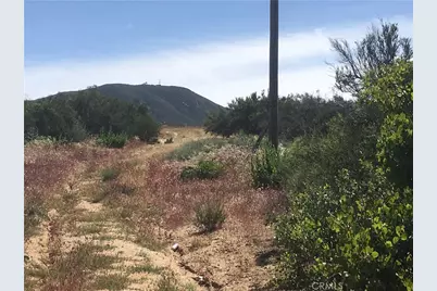 7 Willow Creek Road, Hemet, CA 92544 - Photo 13