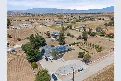 28736 Warren, Hemet, CA 92545 - Photo 49