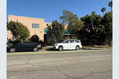 1902 Arizona, Santa Monica, CA 90404 - Photo 1