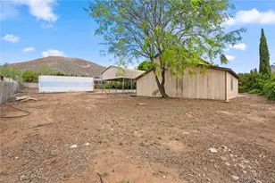 6884 Darlene, Jurupa Valley, CA 92509 - Photo 63