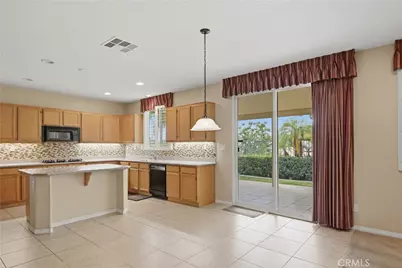 7444 Sequoia Lane, Highland, CA 92346 - Photo 3
