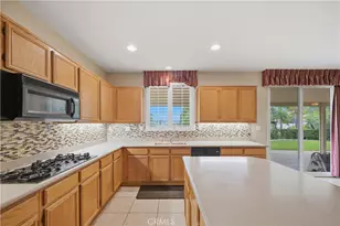 7444 Sequoia Ln, Highland, CA 92346 - Photo 5