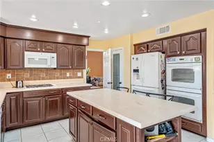 3016 Shane Dr, Colton, CA 92324 - Photo 15