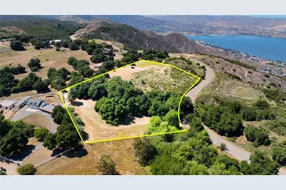 34561 S Main Divide, Lake Elsinore, CA 92530 - Photo 3
