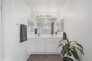 29260 Wrangler Dr, Murrieta, CA 92563 - Photo 31