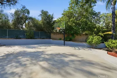 41215 Crest Dr, Hemet, CA 92544 - Photo 39