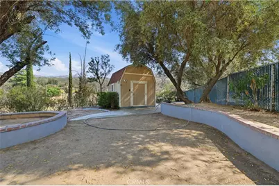 41215 Crest Dr, Hemet, CA 92544 - Photo 37