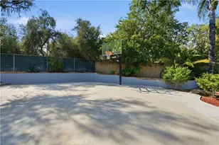 41215 Crest Dr, Hemet, CA 92544 - Photo 39