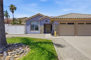 29113 Tradewinds Cir, Lake Elsinore, CA 92530 - Photo 3