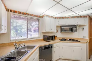 1778 Burr Oak Way, Hemet, CA 92543 - Photo 19