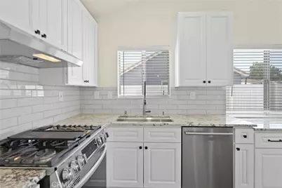 25445 Sun City, Menifee, CA 92586 - Photo 17
