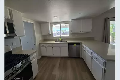 22909 Eyota, Apple Valley, CA 92308 - Photo 5
