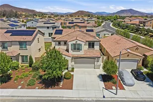 34120 Bellina Ln, Murrieta, CA 92563 - Photo 5