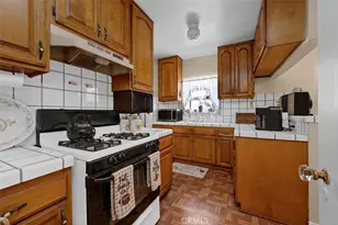 1847 W 68th, Los Angeles, CA 90047 - Photo 9