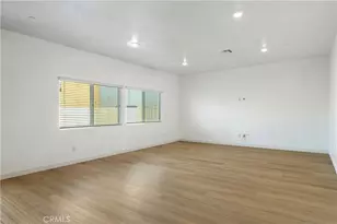 28390 Cats Claw Dr, Winchester, CA 92596 - Photo 13