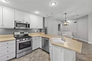 41710 Woodridge, Murrieta, CA 92562 - Photo 5