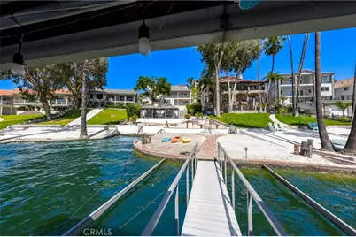 22376 W San Joaquin, Canyon Lake, CA 92587 - Photo 11
