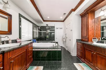 22376 W San Joaquin, Canyon Lake, CA 92587 - Photo 35