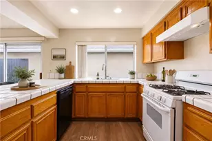 8901 Serapis, Downey, CA 90240 - Photo 11