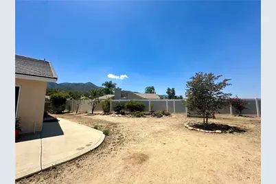 13366 Knollwood Drive, Corona, CA 92883 - Photo 27