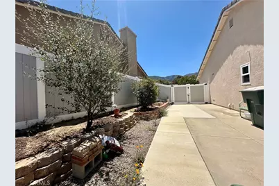13366 Knollwood Drive, Corona, CA 92883 - Photo 19