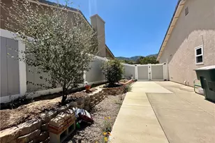 13366 Knollwood Dr, Corona, CA 92883 - Photo 19