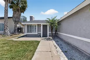 142 N Massachusetts, Lake Elsinore, CA 92530 - Photo 3