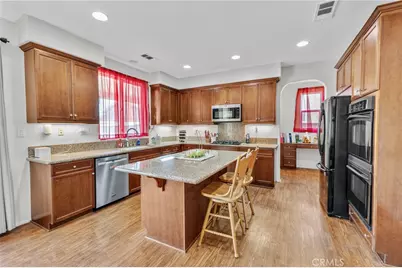 29949 Fox Creek, Menifee, CA 92586 - Photo 13