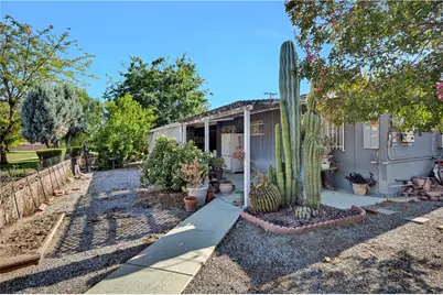 200 Vivian, Hemet, CA 92543 - Photo 3