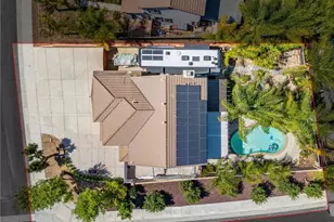 36692 Covington Cir, Murrieta, CA 92563 - Photo 3