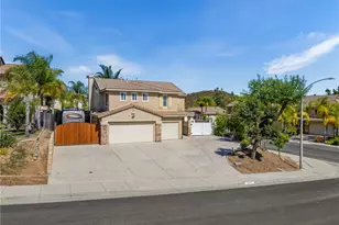 36692 Covington Cir, Murrieta, CA 92563 - Photo 5