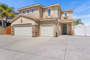 36692 Covington Cir, Murrieta, CA 92563 - Photo 13