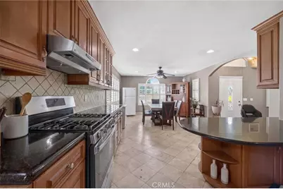 5621 Vonnie Ln, Cypress, CA 90630 - Photo 11