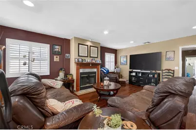 5621 Vonnie Ln, Cypress, CA 90630 - Photo 17