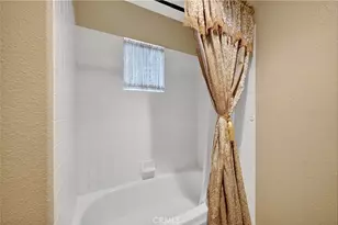 32105 Via Cordoba, Temecula, CA 92592 - Photo 39